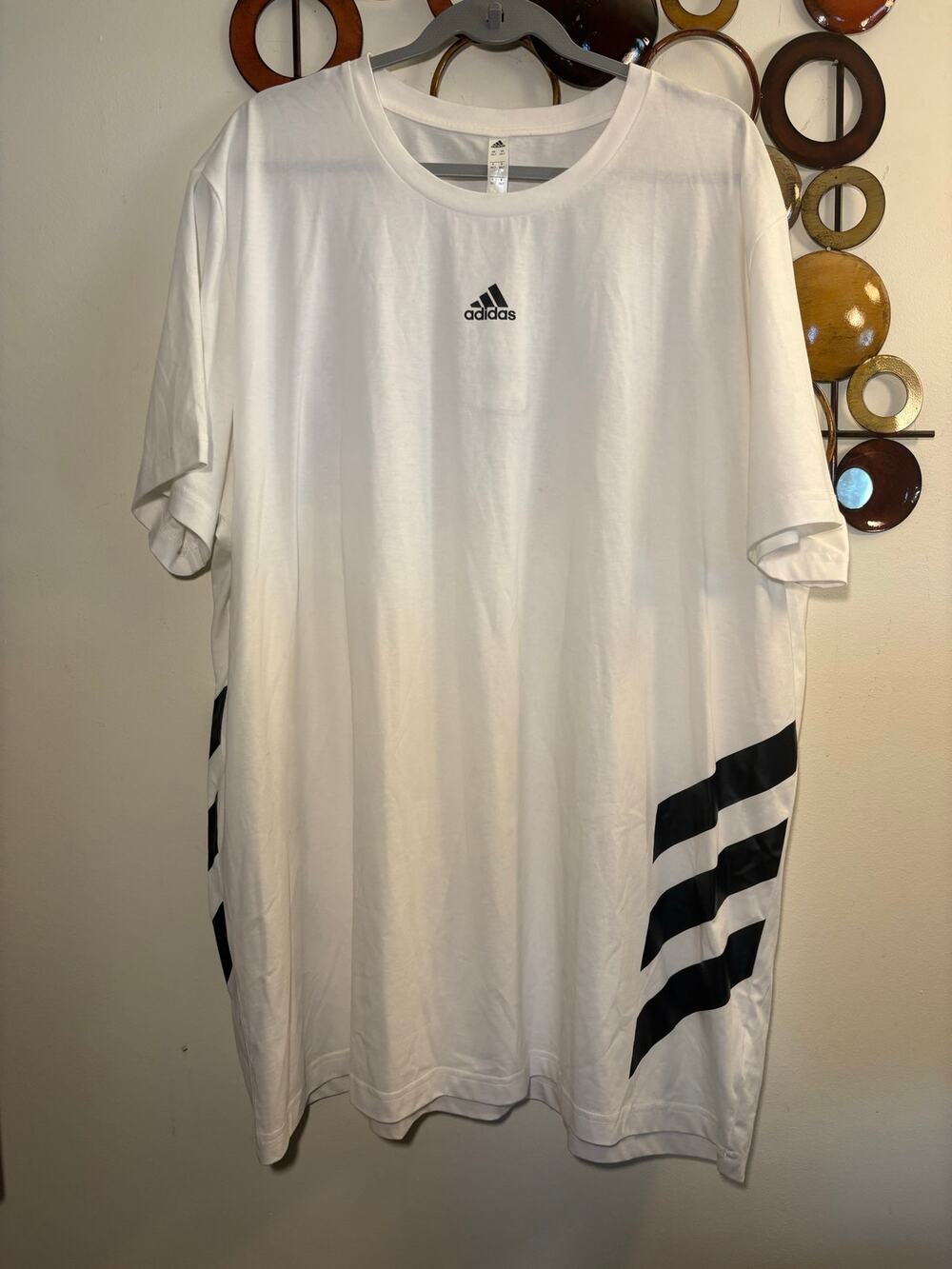 Women’s adidas 3x tall (3xlt) white and black t shirt